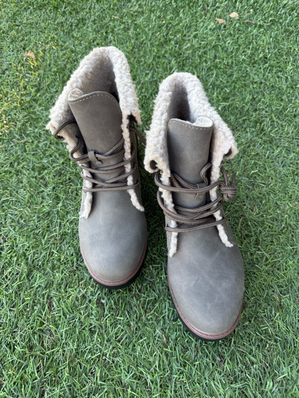 Cliffs By White Mountain Gray Women’s Ankle Boots Sz(10)